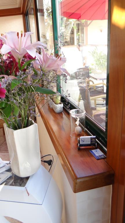 Les Ondines Hotel Saint-Guenole Luaran gambar