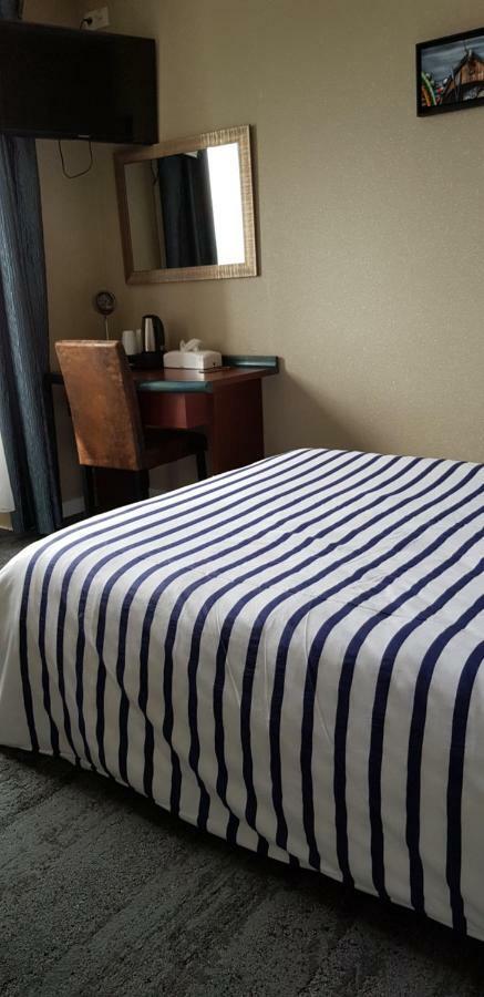 Les Ondines Hotel Saint-Guenole Luaran gambar